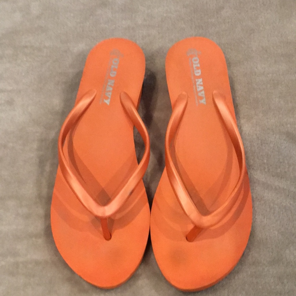 Orange Old Navy wedge flip flops
